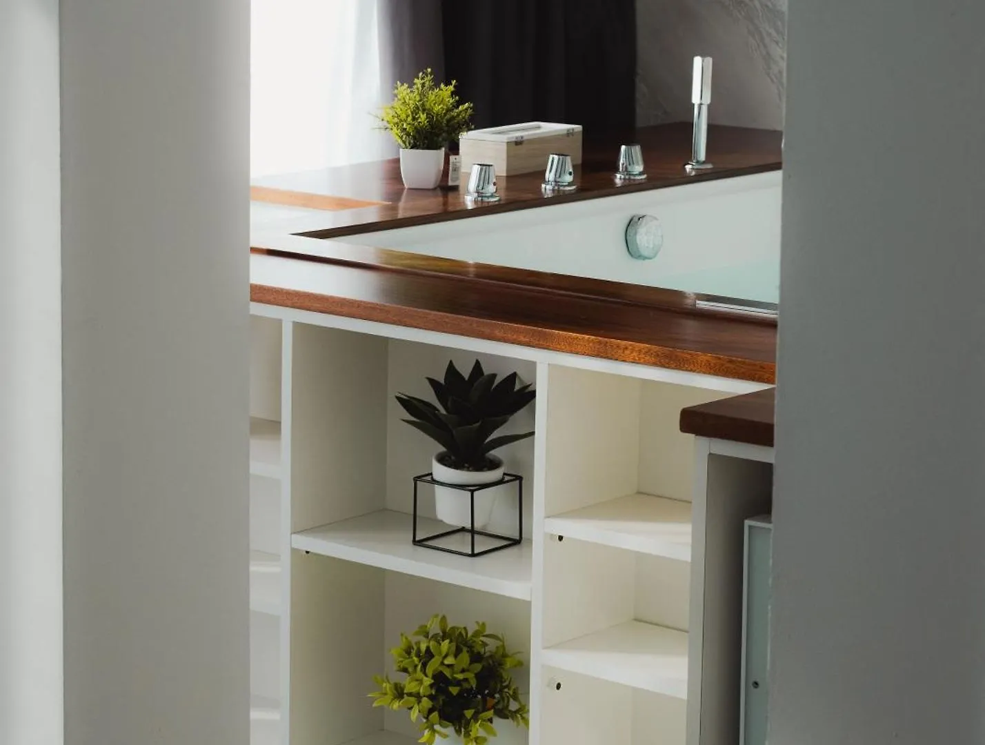 פלרמו Papireto Rooms